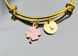 Clover Bracelet, Clover Bangle, Shamrock Bangle, Clover Charm, Mother's Day Gift, Personalized Gift, Best Friend Gift, Coworker Gift