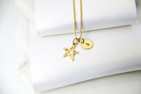 Star Necklace, Gold Star Necklace, Tiny Star Charm, Dainty Necklace, Personalized Gift, Best Friend Gift, Girlfriend Gift, Sister Gift, G151