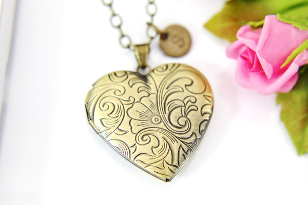 Mother's Day Locket Necklace Gift, Initial Necklace, Heart Flower Locket Pendant Necklace, Love Necklace, Keepsake Photo Frame Charm, N3152