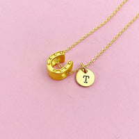 Horseshoe Necklace in Gold, AN2617