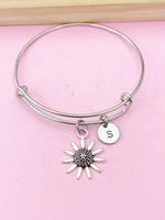 Silver Daisy Flower Charm Bracelet, Daisy Flower Florist Jewelry Gift, N5758