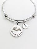 Lunch Lady Bracelet, D557