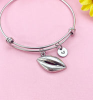 Lips Charm Bracelet in Silver, N6397
