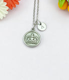 King Crown Charm Necklace – Silver Pendant Jewelry, N6503C