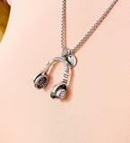 Headphone Necklace, N7133