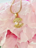 Gold Shell Pearl Pendant Necklace, 7404